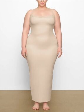 SKIMS FITS EVERYBODY LACE LONG SLIP DRESS SAND XS